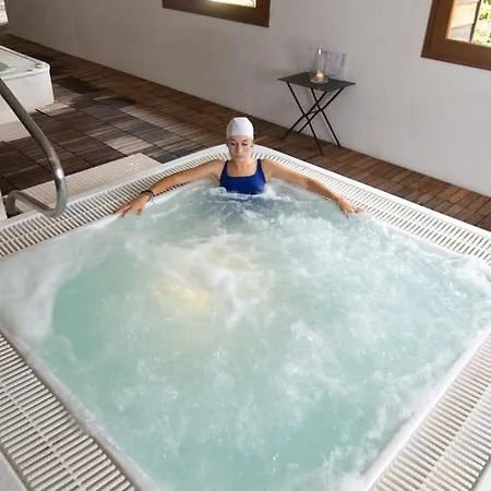 Hotel Manantial 4*