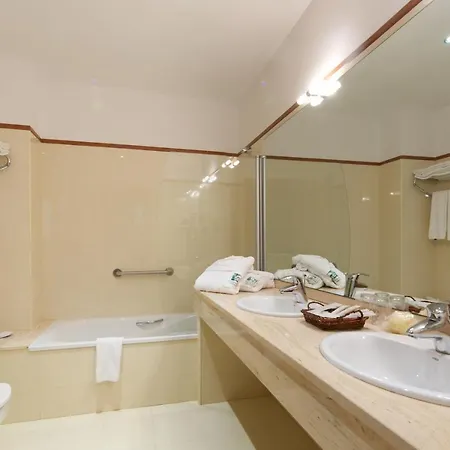 Manantial Hotel Caldes De Boi