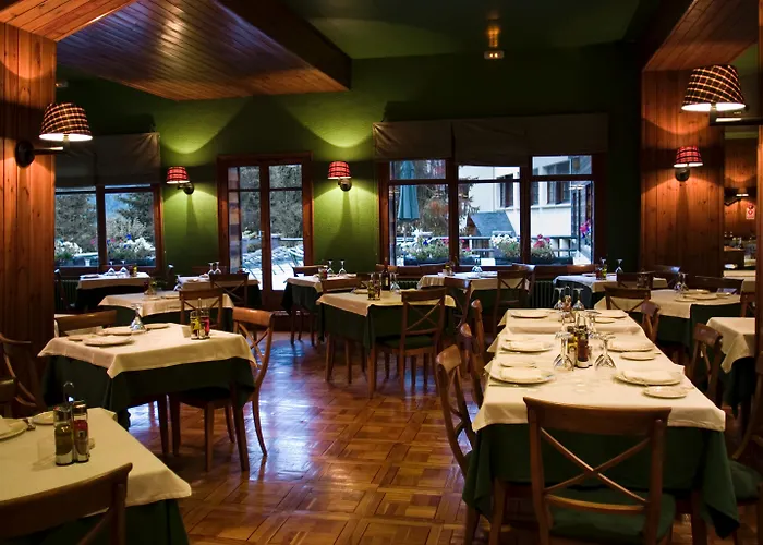 Manantial Otel 4*