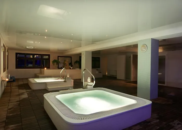 Manantial 4*
