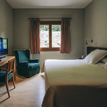 Hotel Manantial