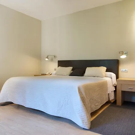 Manantial 4*