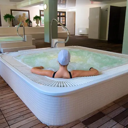 Manantial Hotel 4*