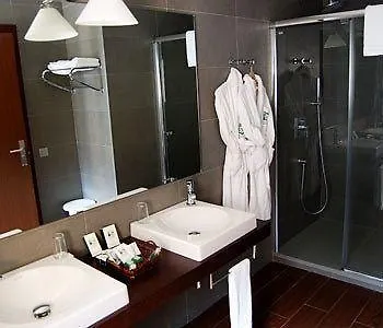 Manantial Hotel 4*